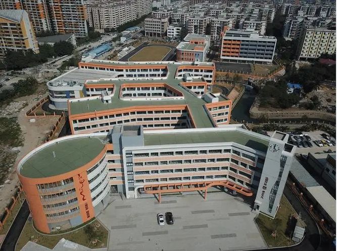 校園環(huán)境
