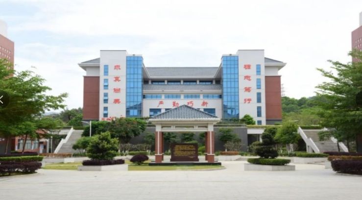 校園環(huán)境