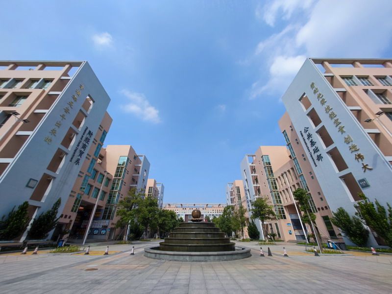 校園環(huán)境