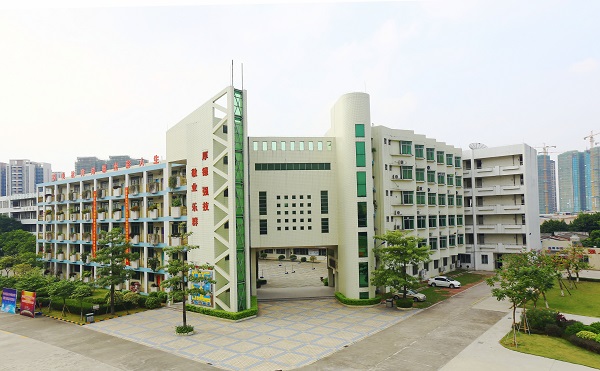 校園環(huán)境